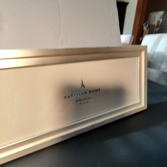 Picture Frame 10" x 4"  Parisian Gallery, in Brushed Silver for Tabletop or Hung - Picture 5 of 7